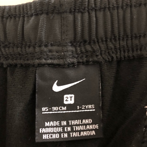 Boys Black & White Stripe Nike Pants. NWT size 2T - Picture 2 of 8